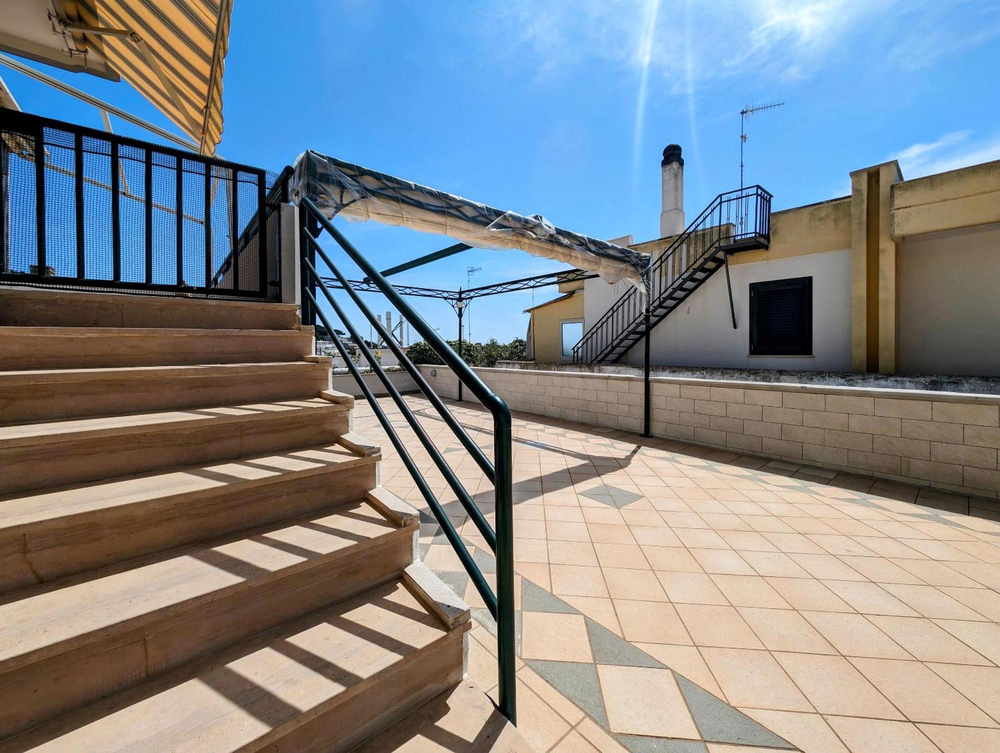 סנטה צזריה טרמה Oikia Vacanze S Cesarea Casa Rosa Su מראה חיצוני תמונה
